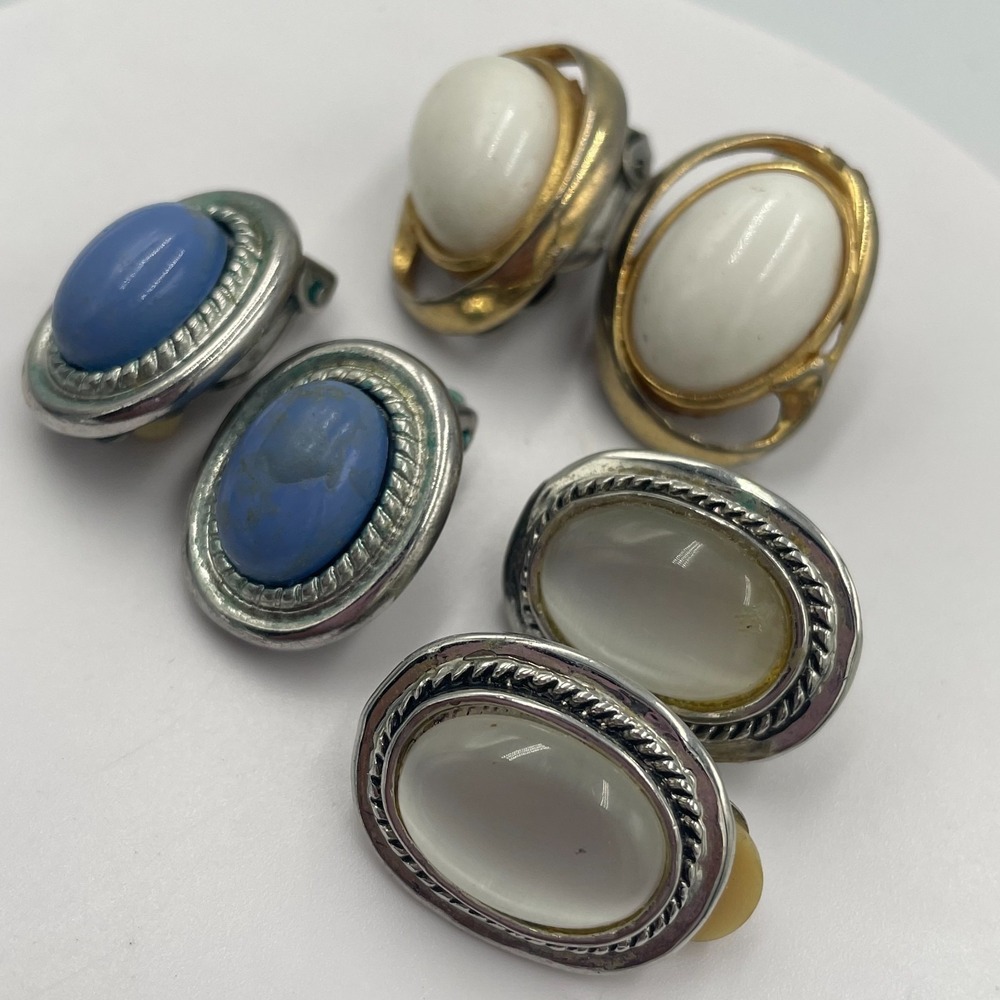 Vintage Estate Clip-On Earring Lot Retro Oval Cabochon White Blue Faux Stone 3Pr